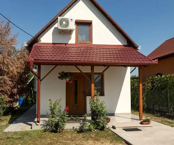 Keviszilva Vendeghaz Διαμέρισμα Turkeve